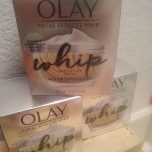 Olay total effects whip moisturizer